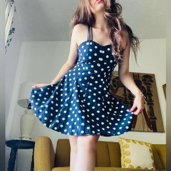 Vintage Polka Dot Dress Excellent Condition fits a Small - Picture 1 of 5
